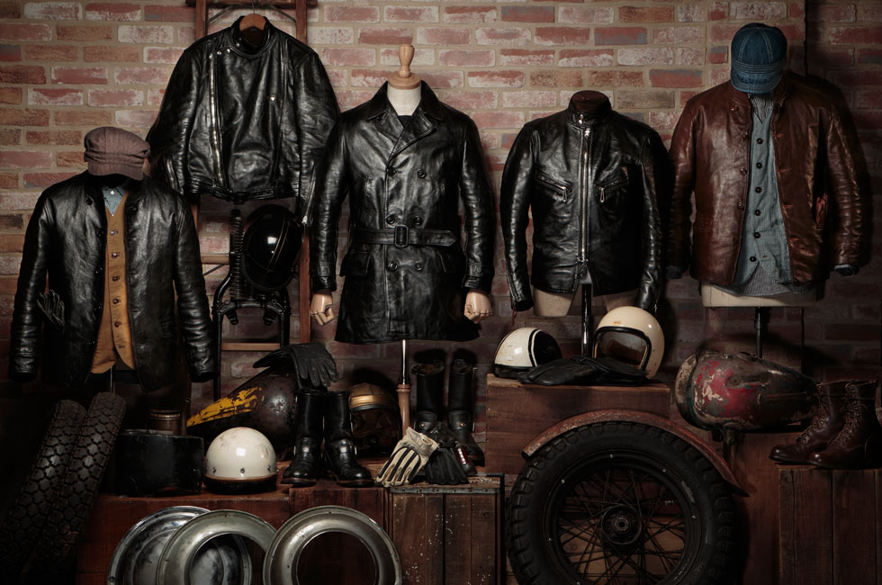 The picture of THE CHRONICLES of Leathertogs